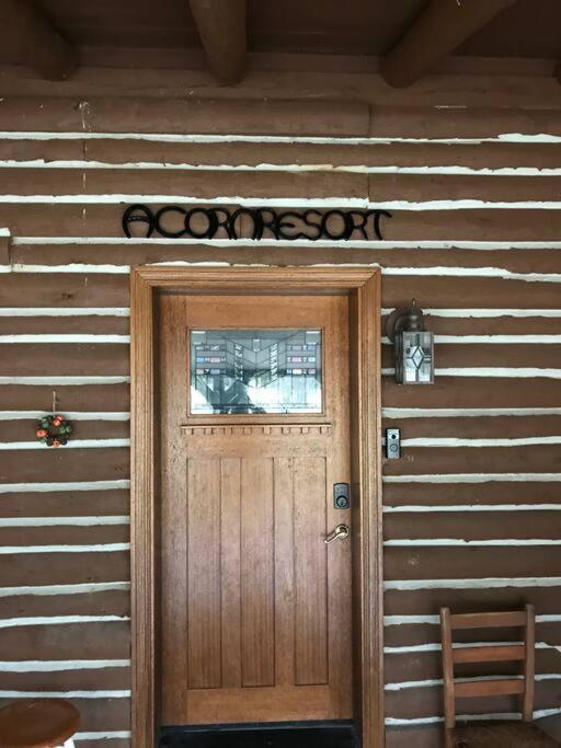 Acorn Resort A Unique Retreat Cabin, 13 Acres Land Bloomington Exteriör bild