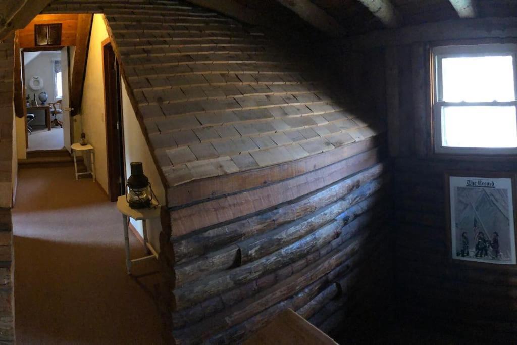 Acorn Resort A Unique Retreat Cabin, 13 Acres Land Bloomington Exteriör bild